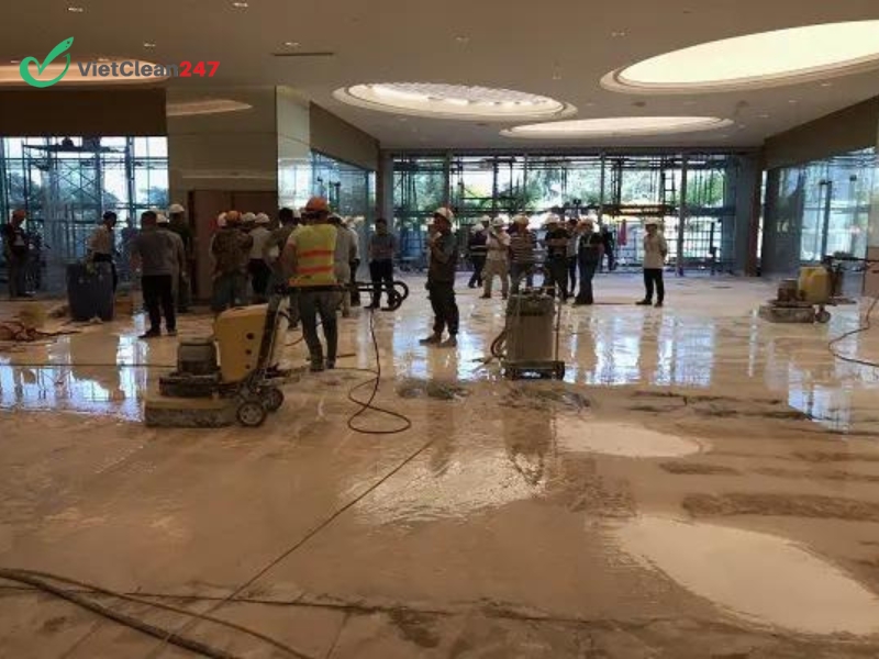 Lợi Ích Khi Sử Dụng Dịch Vụ Đánh Bóng Sàn Đá